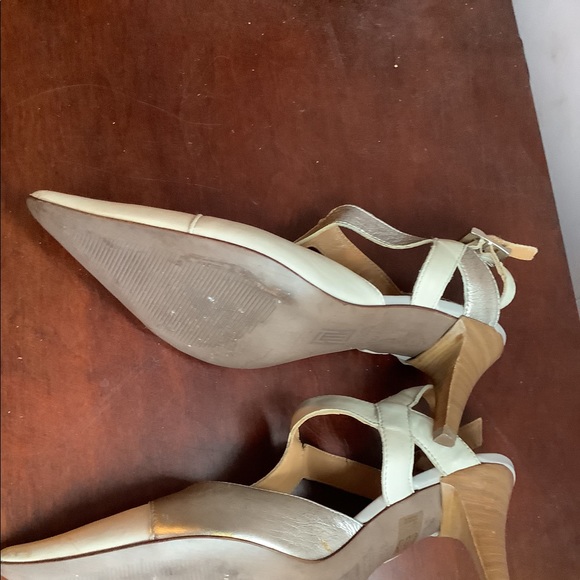 Shoes - Picture 14 of 14